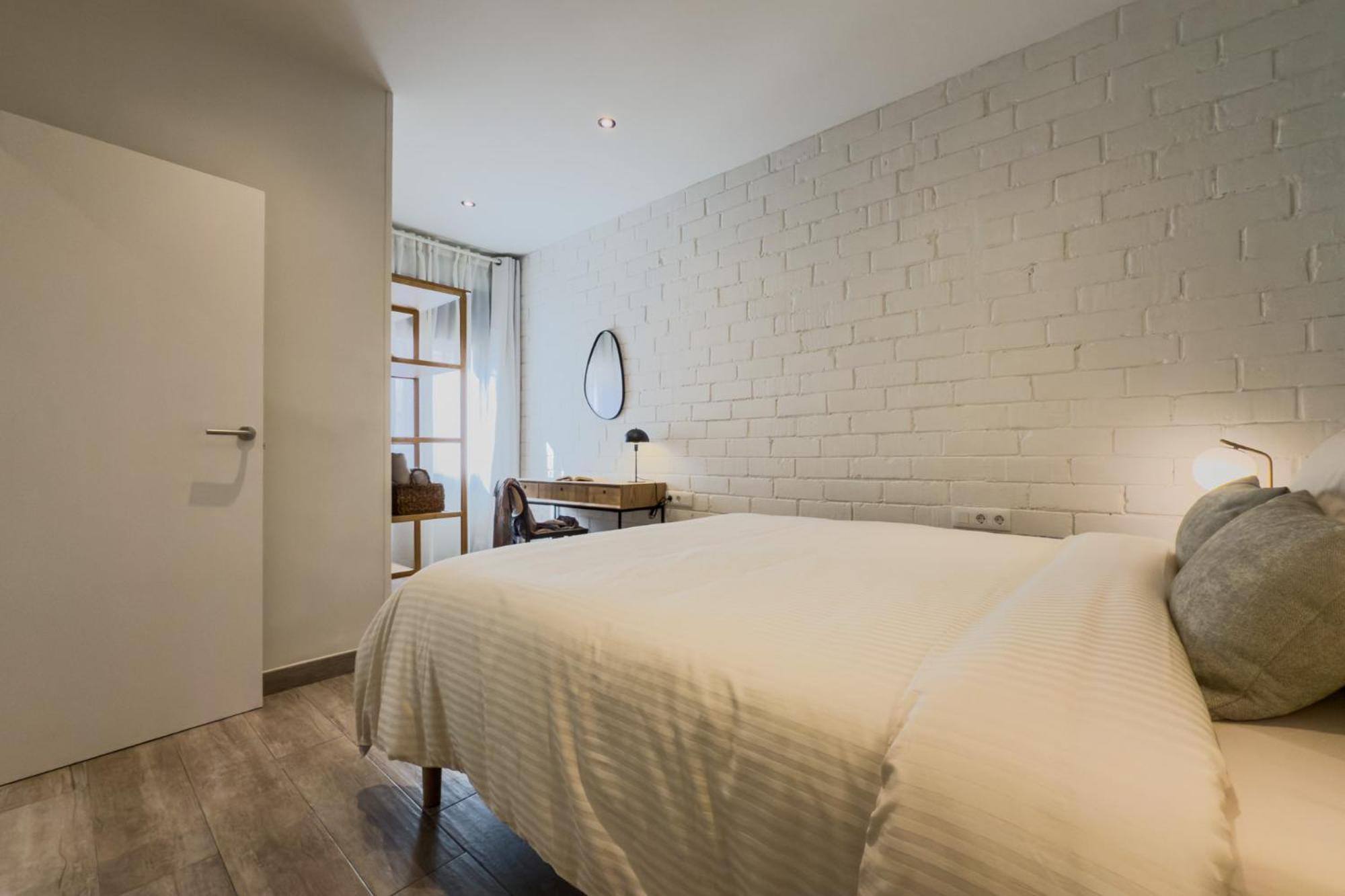 Novus Homes Barcelona Santa Eulalia L'Hospitalet de Llobregat Ngoại thất bức ảnh